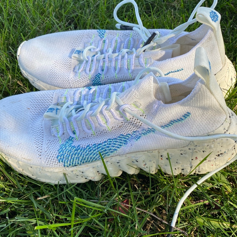 Mens White and Blue Nike Knit Sneakers